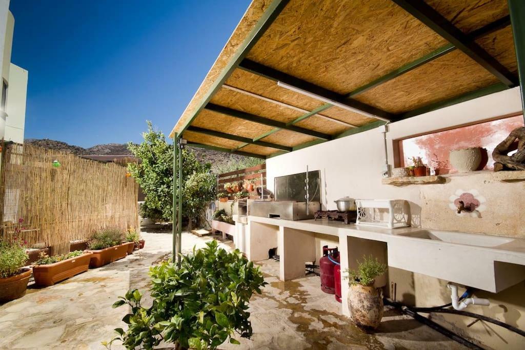 Апартаменты Ierapetra Garden House Экстерьер фото